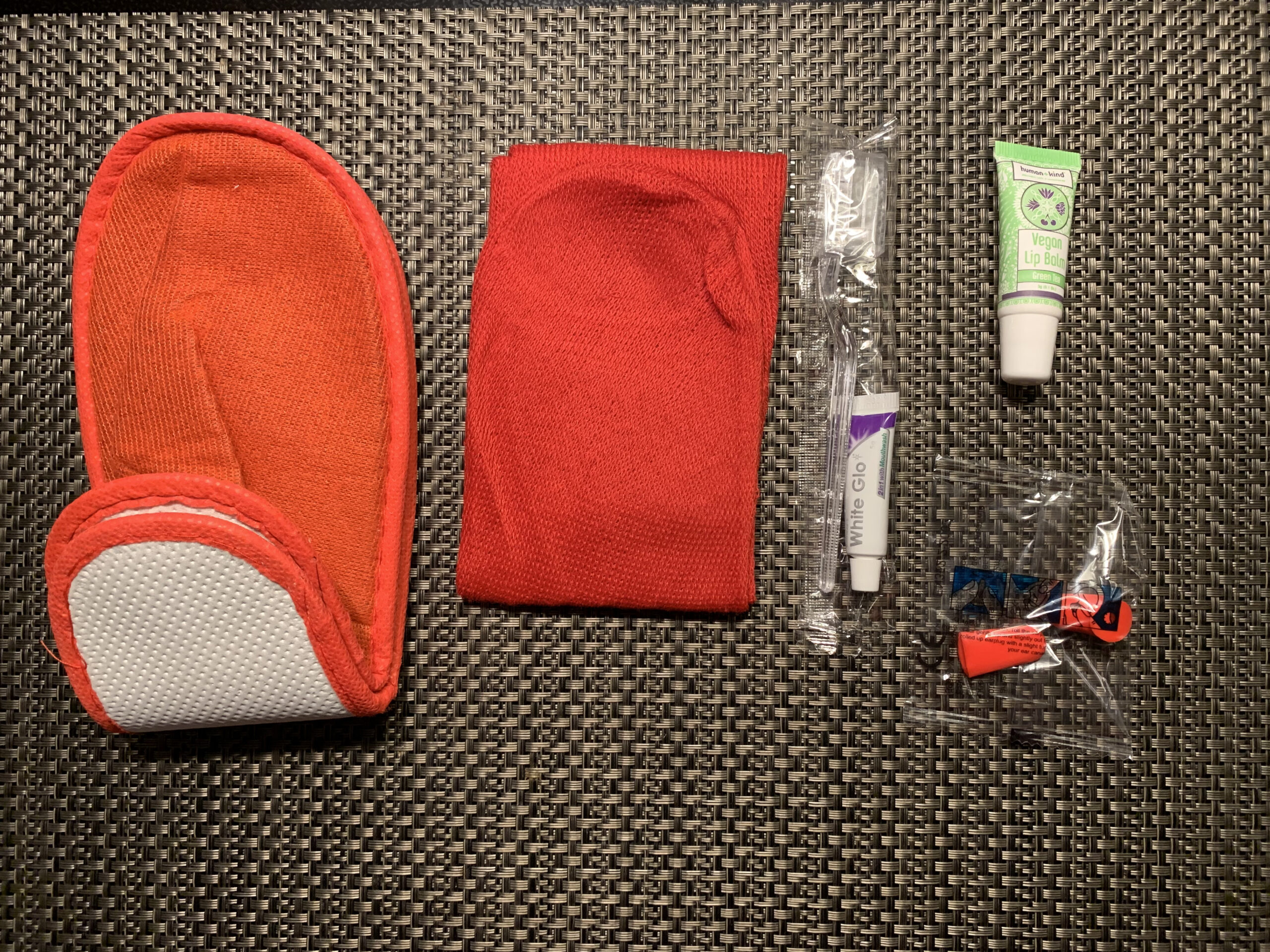 Inhalt Türkish Airlines Economy Class Amenity Kit